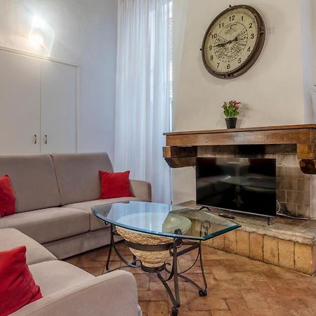 Foro Romano Stylish And Central Apartment Exterior photo